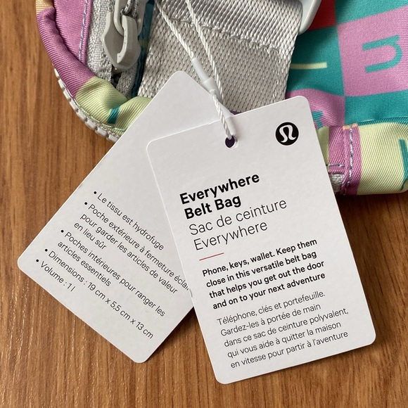 ❤️ Lululemon Checkered Moment Mini Multi/Vapor Everywhere Belt Bag NWT - Picture 5 of 6